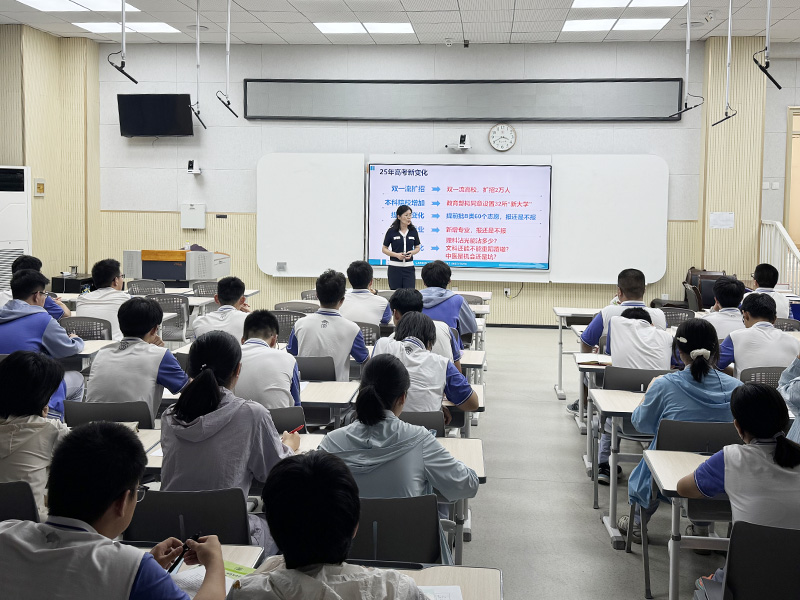 九中进校-3.jpg
